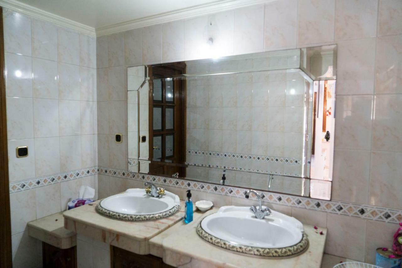 Blue And White House Hotel Anfa-Superieur Екстериор снимка