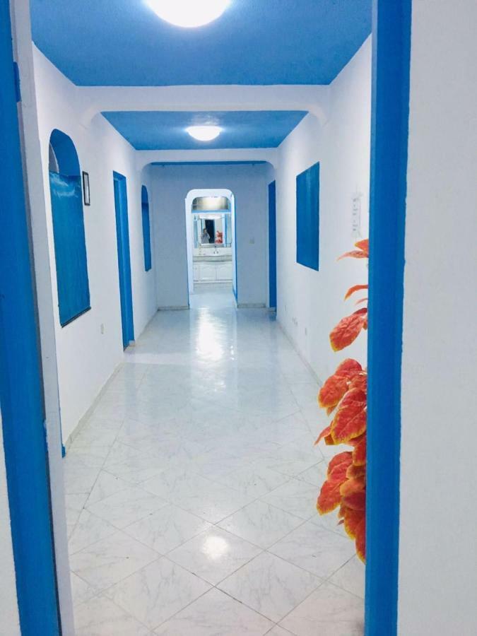Blue And White House Hotel Anfa-Superieur Екстериор снимка