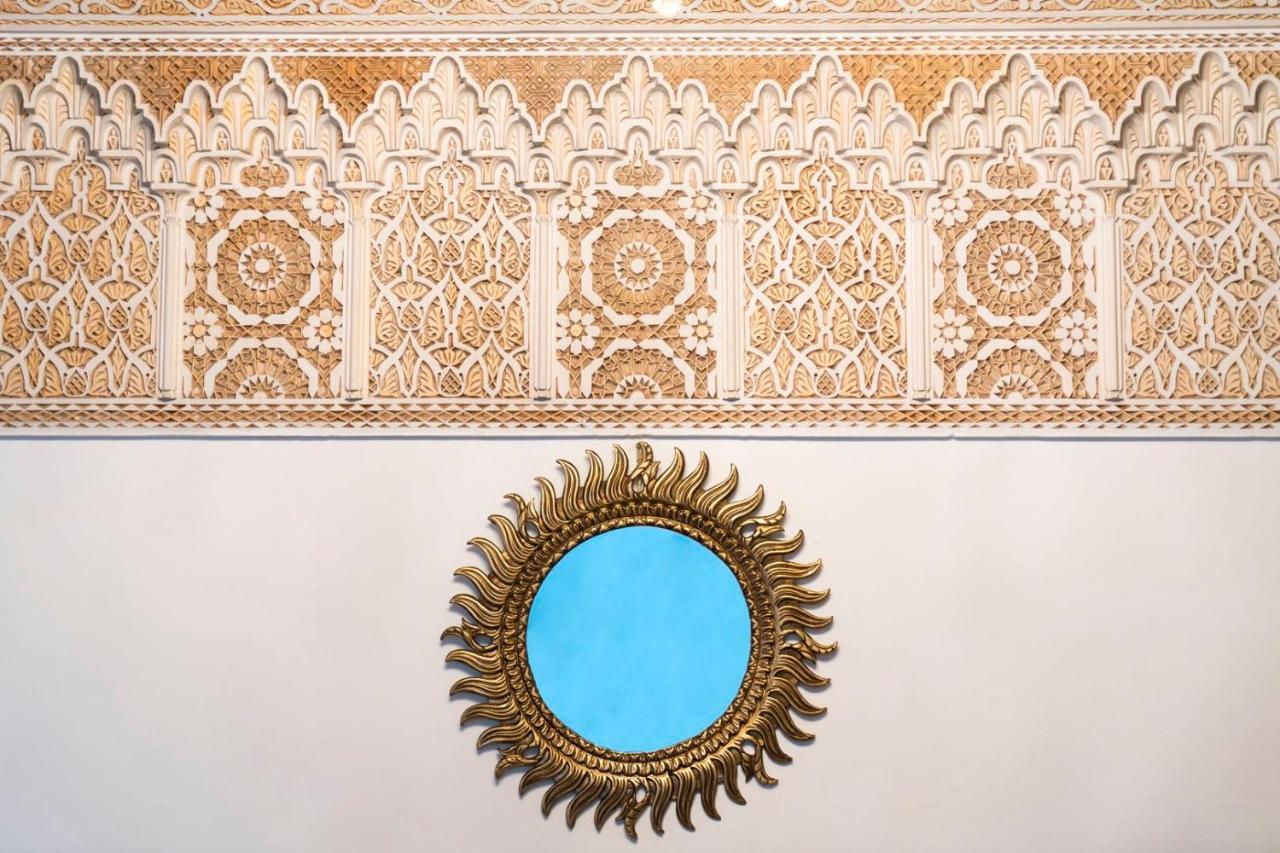 Blue And White House Hotel Anfa-Superieur Екстериор снимка